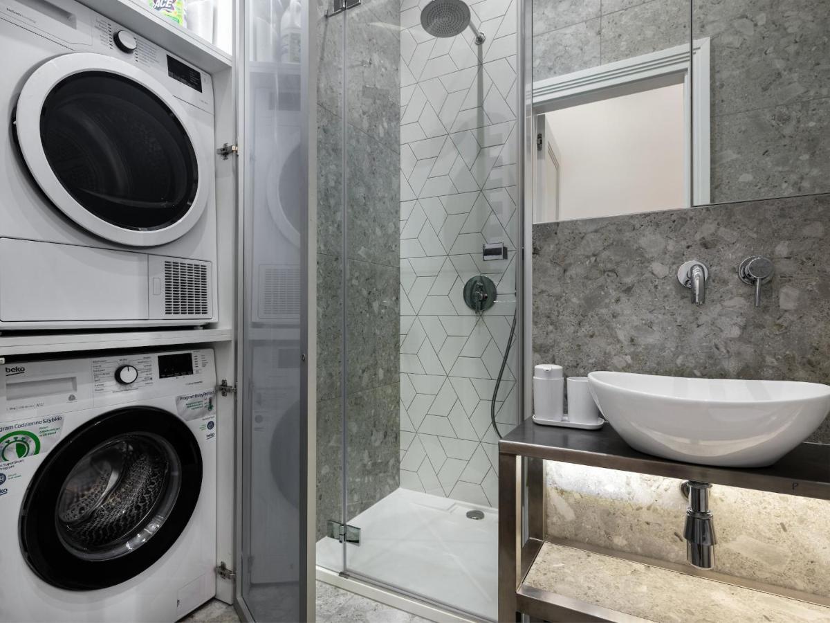 Tyzenhauz Grand Apartaments Краков Экстерьер фото