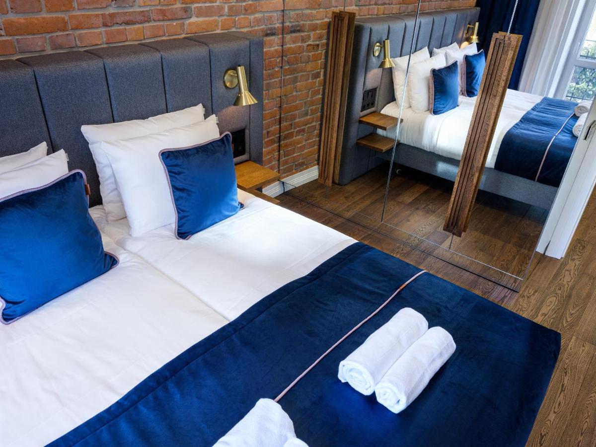 Tyzenhauz Grand Apartaments Краков Экстерьер фото