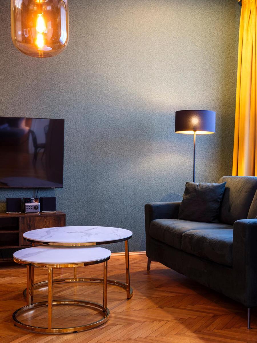 Tyzenhauz Grand Apartaments Краков Номер фото